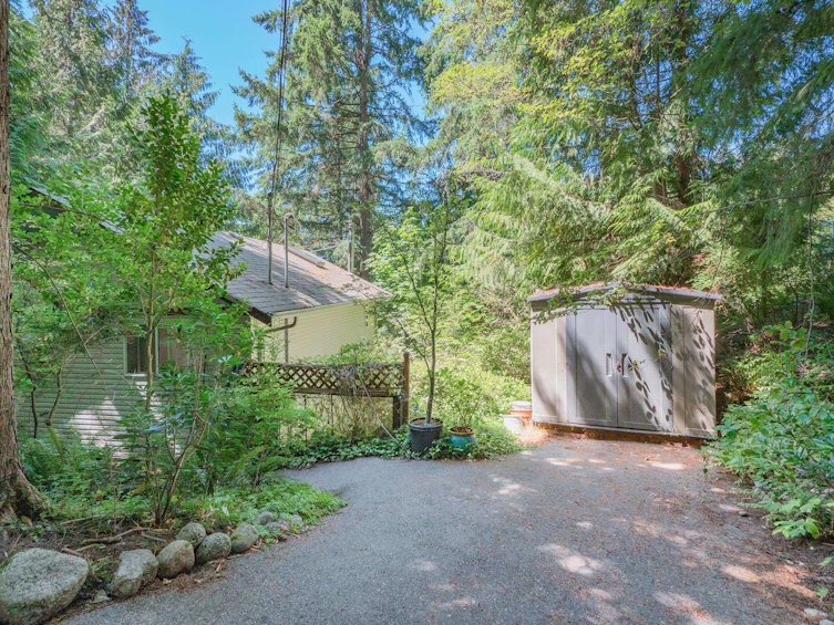 7027 Skana Crescent, Sechelt, BC, V7Z 0C8 - 26