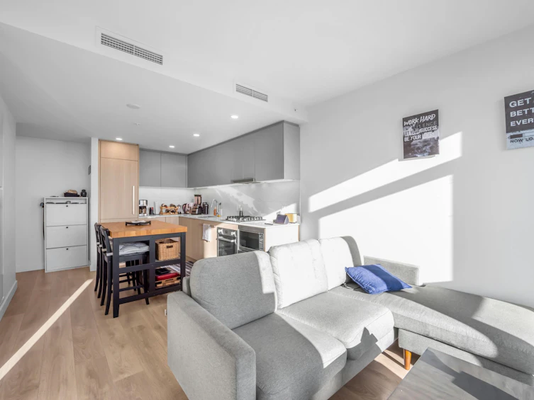 2101-308 Alderson Avenue, Coquitlam, BC, V3K 0J2 - 3