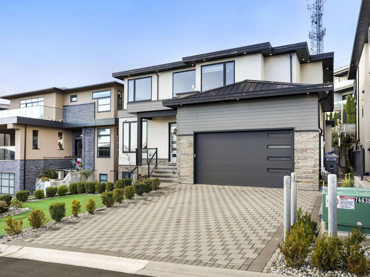 2727 Montana Place, Abbotsford, BC, V3G 0G8 - 2