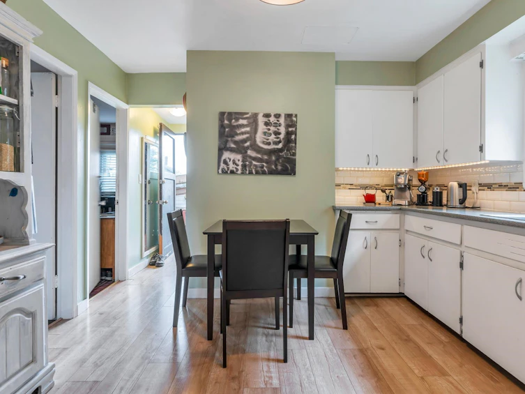 1836 E 1st Avenue, Vancouver, BC, V5N 1B1 - 10