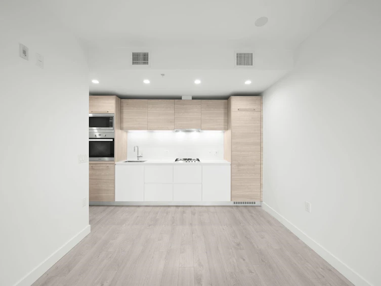 301-523 W King Edward Avenue, Vancouver, BC, V5Z 0J3 - 3