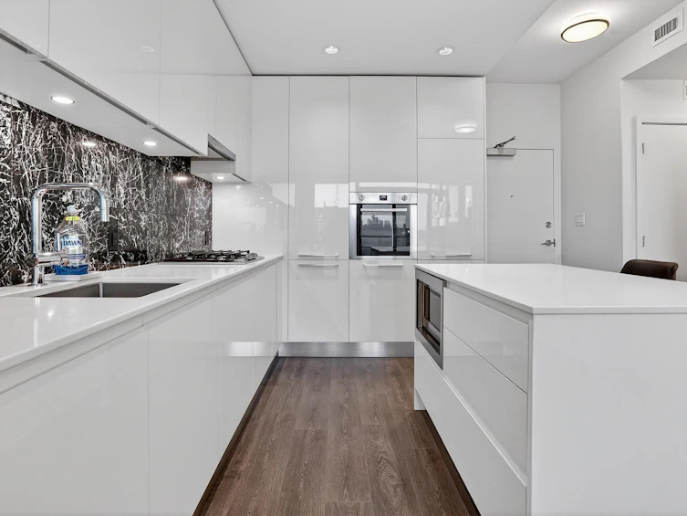 1905-1955 Alpha Way, Burnaby, BC, V5C 0K9 - 5