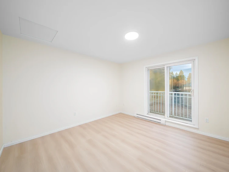03-7128 17th Avenue, Burnaby, BC, V3N 1K7 - 14