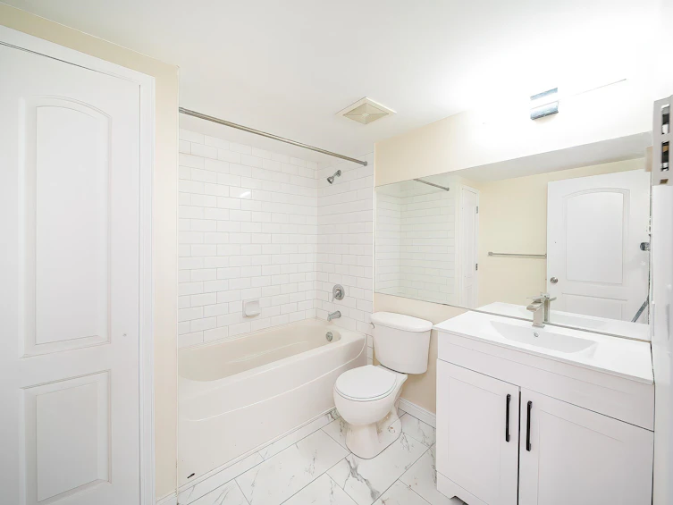 03-7128 17th Avenue, Burnaby, BC, V3N 1K7 - 19