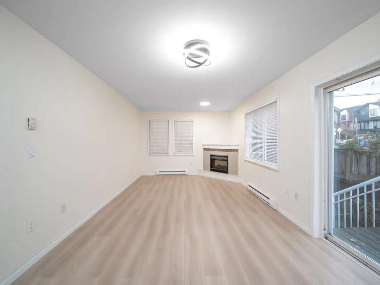 03-7128 17th Avenue, Burnaby, BC, V3N 1K7 - 6