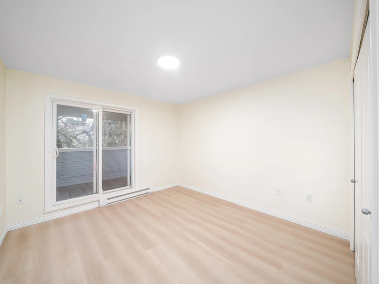 03-7128 17th Avenue, Burnaby, BC, V3N 1K7 - 17