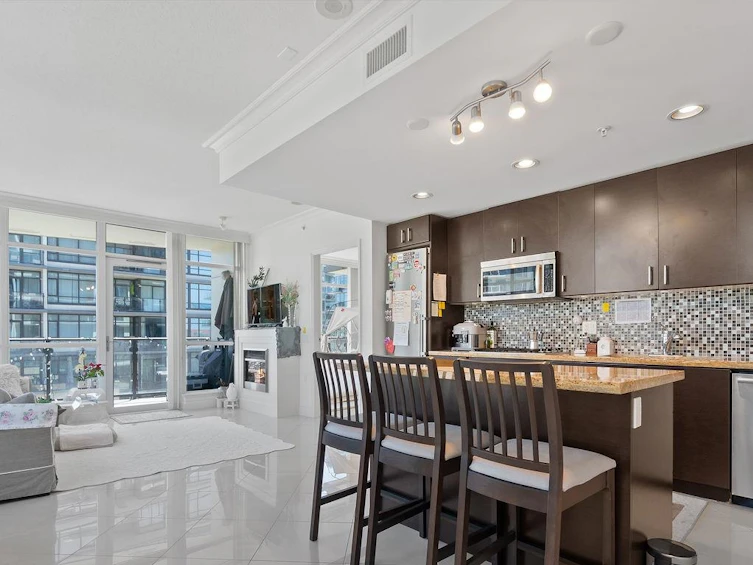 602-162 Victory Ship Way, North Vancouver, BC, V7L 0B4 - 8