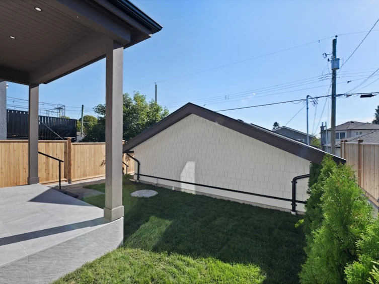 2-2680 E 5th Avenue, Vancouver, BC, V5M 1M9 - 34