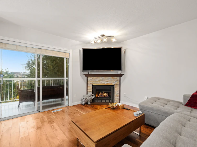 187 Warrick Street, Coquitlam, BC, V3K 6C1 - 17