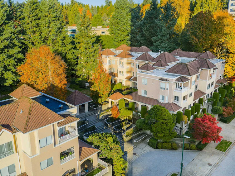 107-515 Whiting Way, Coquitlam, BC, V3J 7W9 - 2