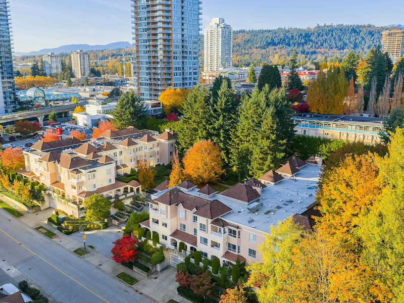 107 - 515 Whiting Way, Coquitlam BC V3J 7W9