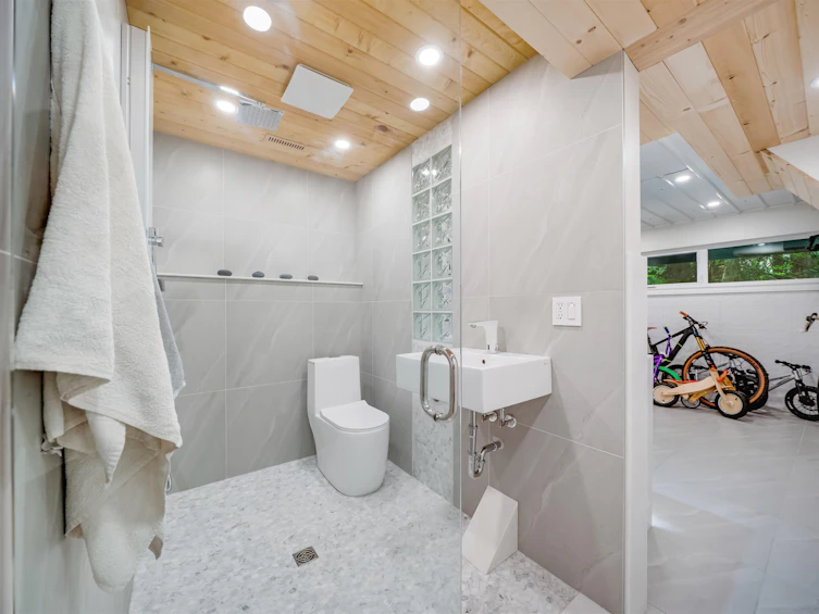 867 Frederick Road, North Vancouver, BC, V7K 2Y5 - 27