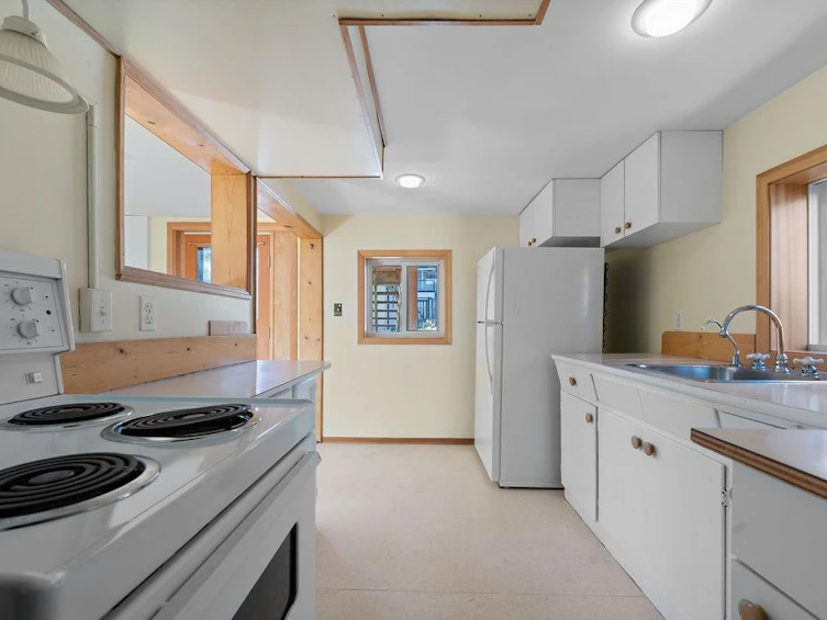 2130 Parker Street, Vancouver, BC, V5L 2L7 - 36