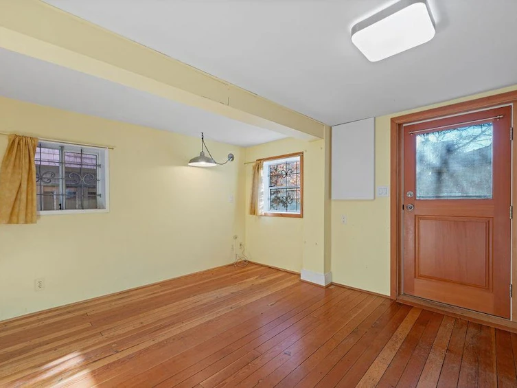 2130 Parker Street, Vancouver, BC, V5L 2L7 - 34