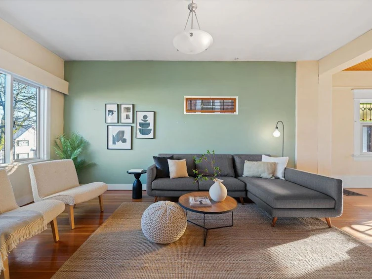 2130 Parker Street, Vancouver, BC, V5L 2L7 - 3