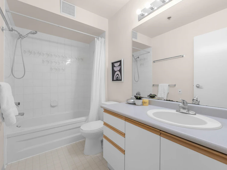 303-8660 Jones Road, Richmond, BC, V6Y 1L8 - 13