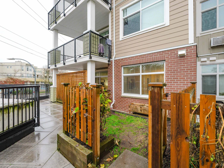 111-20696 Eastleigh Crescent, Langley, BC, V3A 0M3 - 32