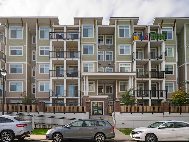111-20696 Eastleigh Crescent, Langley, BC, V3A 0M3 - 2