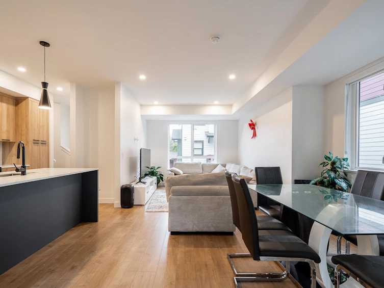 13-10527 155 Street, Surrey, BC, V3R 0S1 - 10