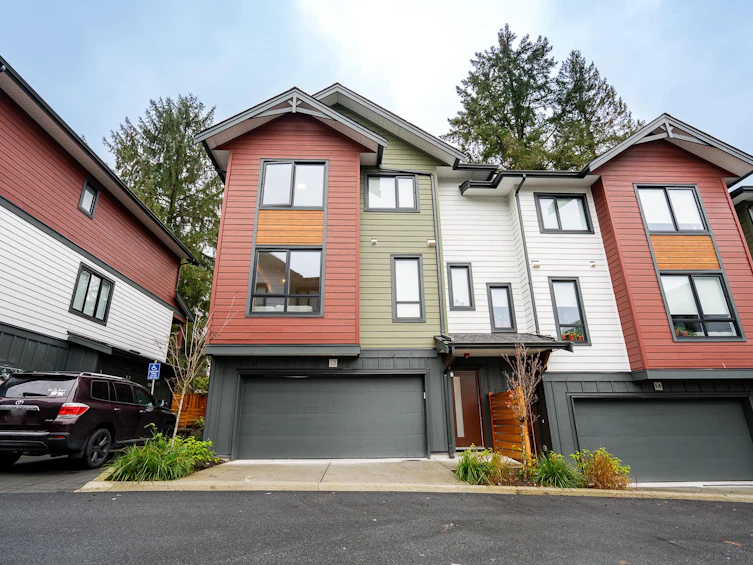 13-10527 155 Street, Surrey, BC, V3R 0S1