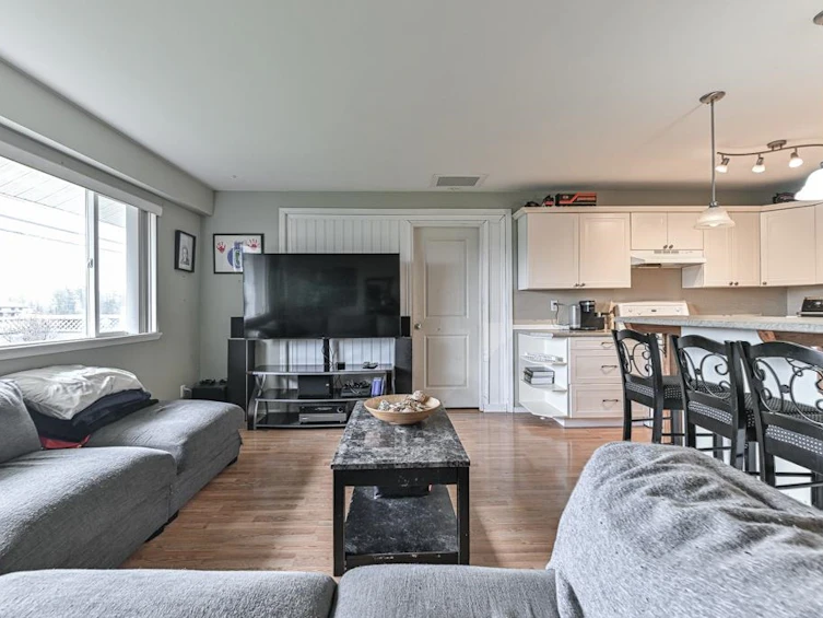 2561 Ross Road, Abbotsford, BC, V4X 1J3 - 11