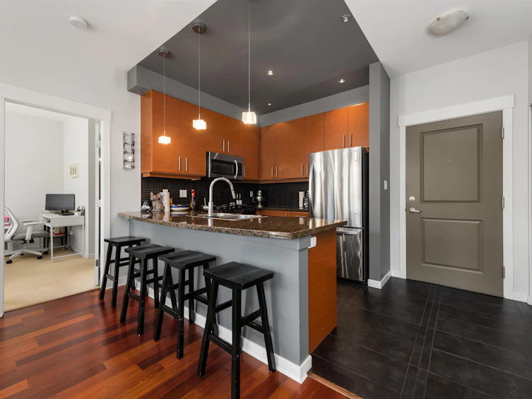 304-1704 56 Street, Delta, BC, V4L 2R2 - 2