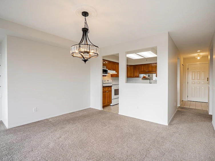 402-3190 Gladwin Road, Abbotsford, BC, V2T 5T2 - 8