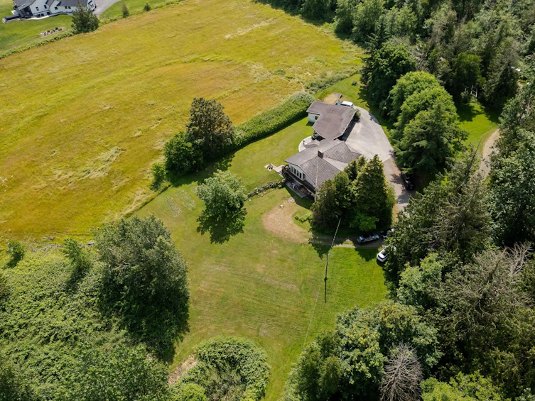 22801 48 Avenue, Langley, BC, V2Z 2T7