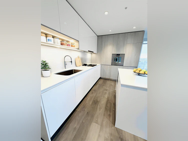 702-6788 Minoru Boulevard, Richmond, BC, V6Y 0M6 - 5