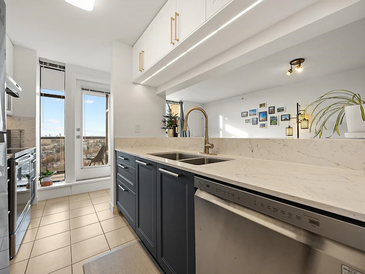 2005-5380 Oben Street, Vancouver, BC, V5R 6H7 - 9