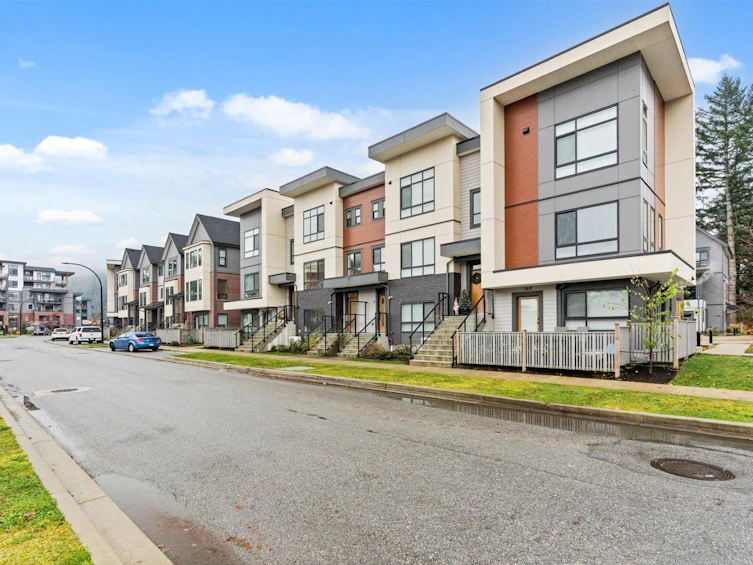 14-45500 Campus Drive, Chilliwack, BC, V2R 6E9 - 2