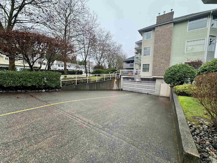 215-22514 116th Avenue, Maple Ridge, BC, V2X 0N8 - 13