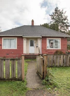 1700 Wellington Crescent