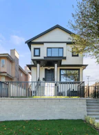 4320 Nanaimo Street
