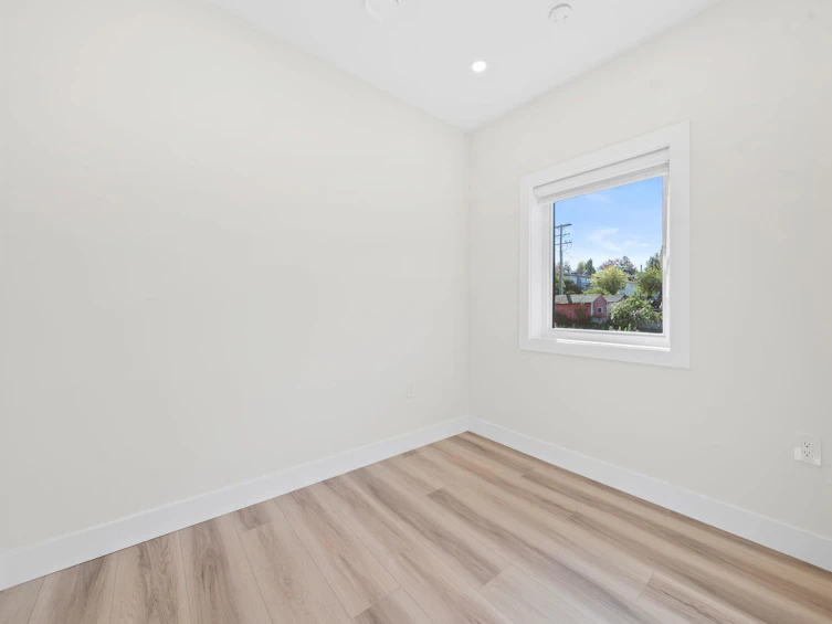 4320 Nanaimo Street, Vancouver, BC, V5N 5J1 - 27
