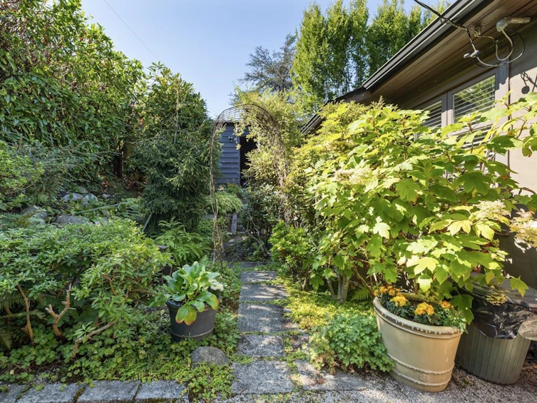 2533 Wallace Crescent, Vancouver, BC, V6R 3V3 - 31