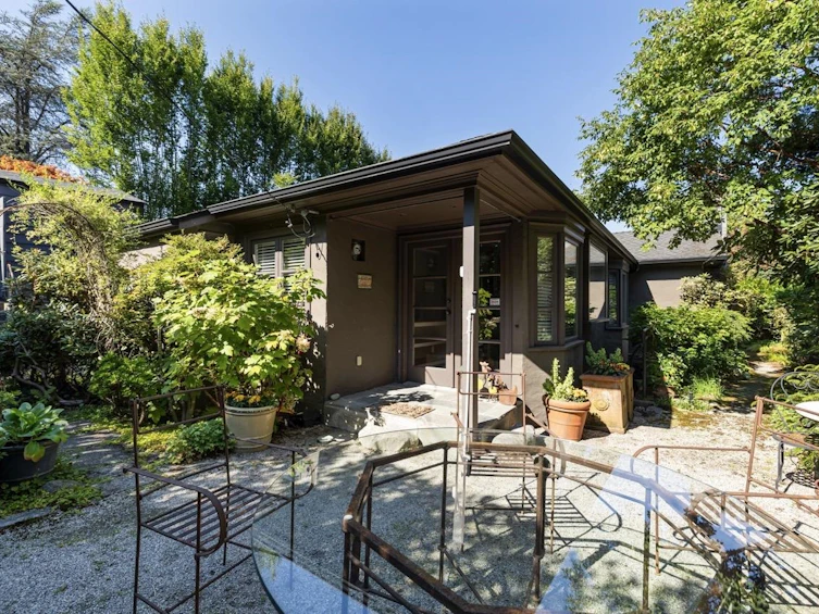 2533 Wallace Crescent, Vancouver, BC, V6R 3V3 - 4