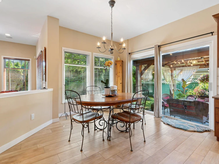 2172 Parkway Boulevard, Coquitlam, BC, V3E 3N3 - 8