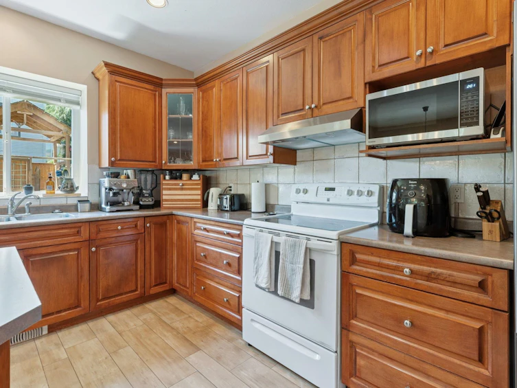 2172 Parkway Boulevard, Coquitlam, BC, V3E 3N3 - 14