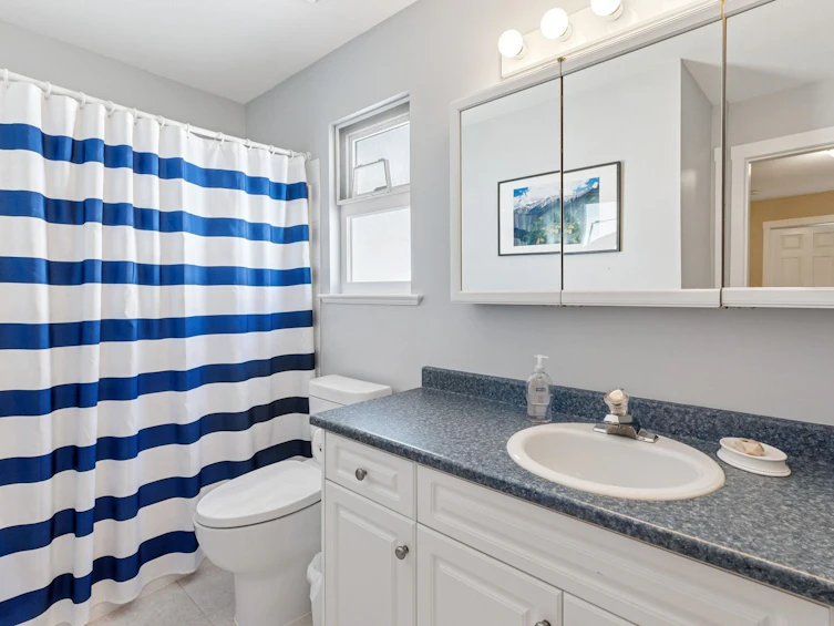 2172 Parkway Boulevard, Coquitlam, BC, V3E 3N3 - 24