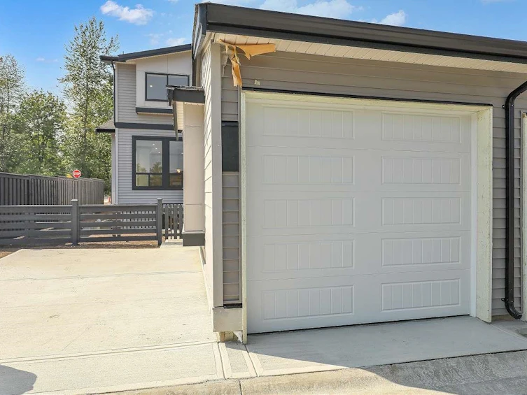 7678 196 Street, Surrey, BC, V2Y 3V4 - 39