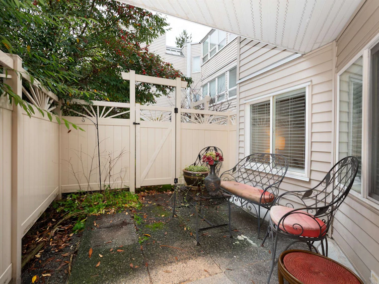 107-1155 Ross Road, North Vancouver, BC, V7K 1C6 - 9