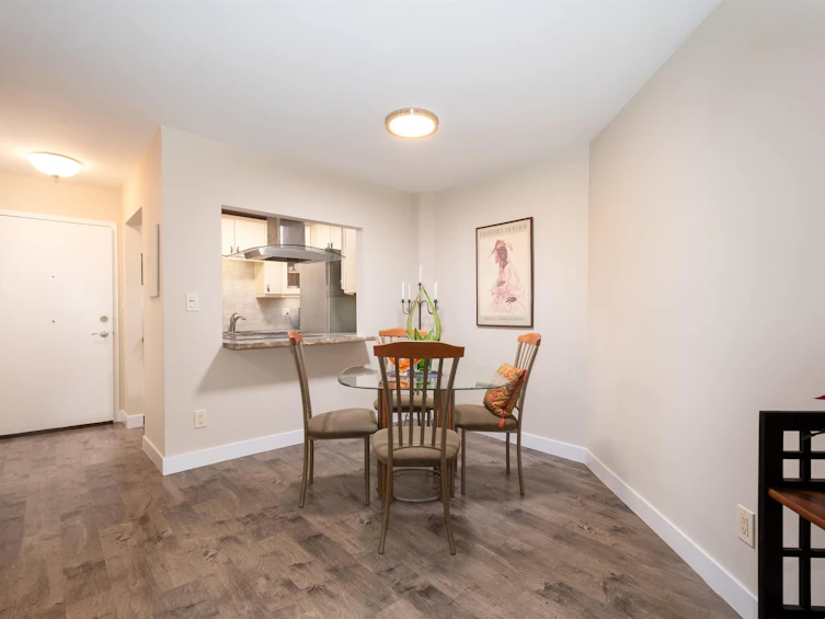 107-1155 Ross Road, North Vancouver, BC, V7K 1C6 - 13