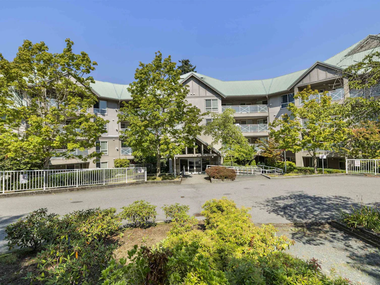 310-15150 29a Avenue, Surrey, BC, V4P 3B1 - 2
