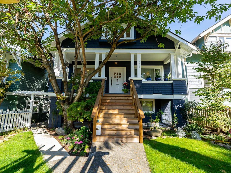 3343 W 3rd Avenue, Vancouver BC V6R 1L3