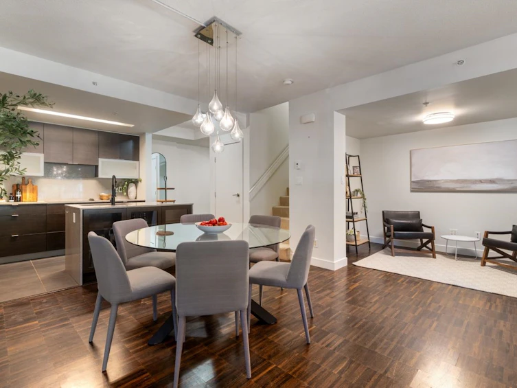 188 Chesterfield Avenue, North Vancouver, BC, V7M 0A4 - 11