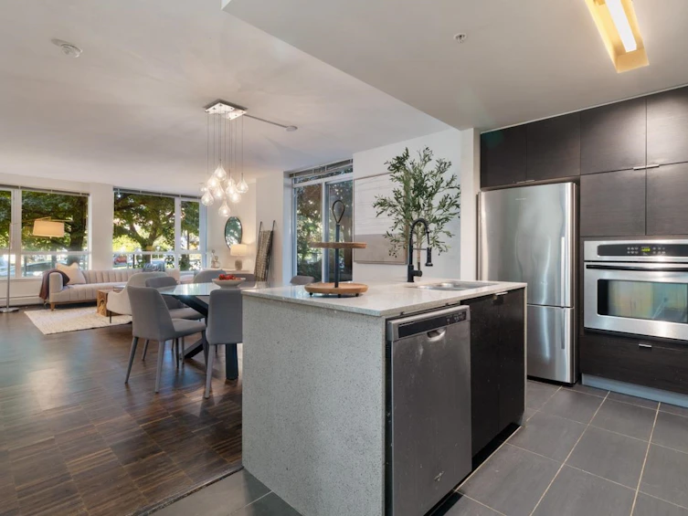 188 Chesterfield Avenue, North Vancouver, BC, V7M 0A4 - 16