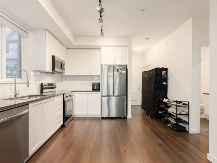 115-15738 85 Avenue, Surrey, BC, V4N 6W6 - 9
