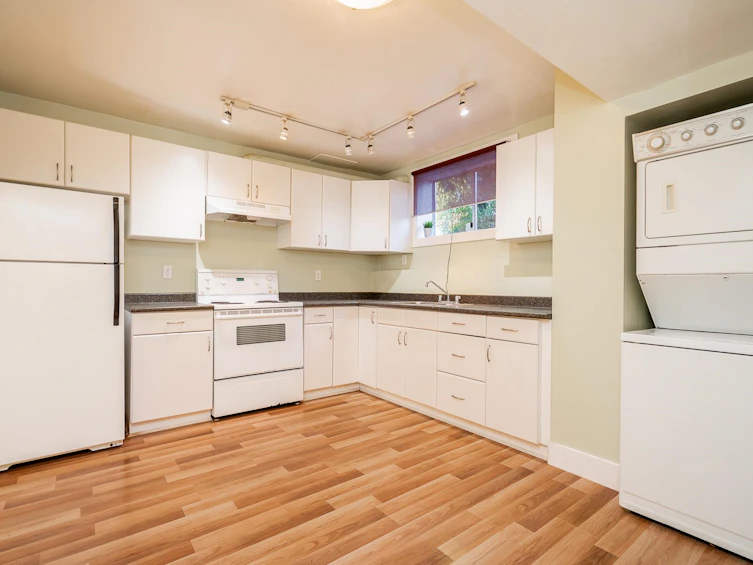 1648 Scarborough Crescent, Port Coquitlam, BC, V3C 2R1 - 27