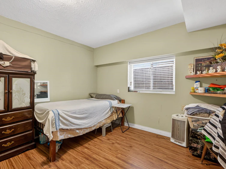 11822 73 Avenue, Delta, BC, V4C 1C4 - 19